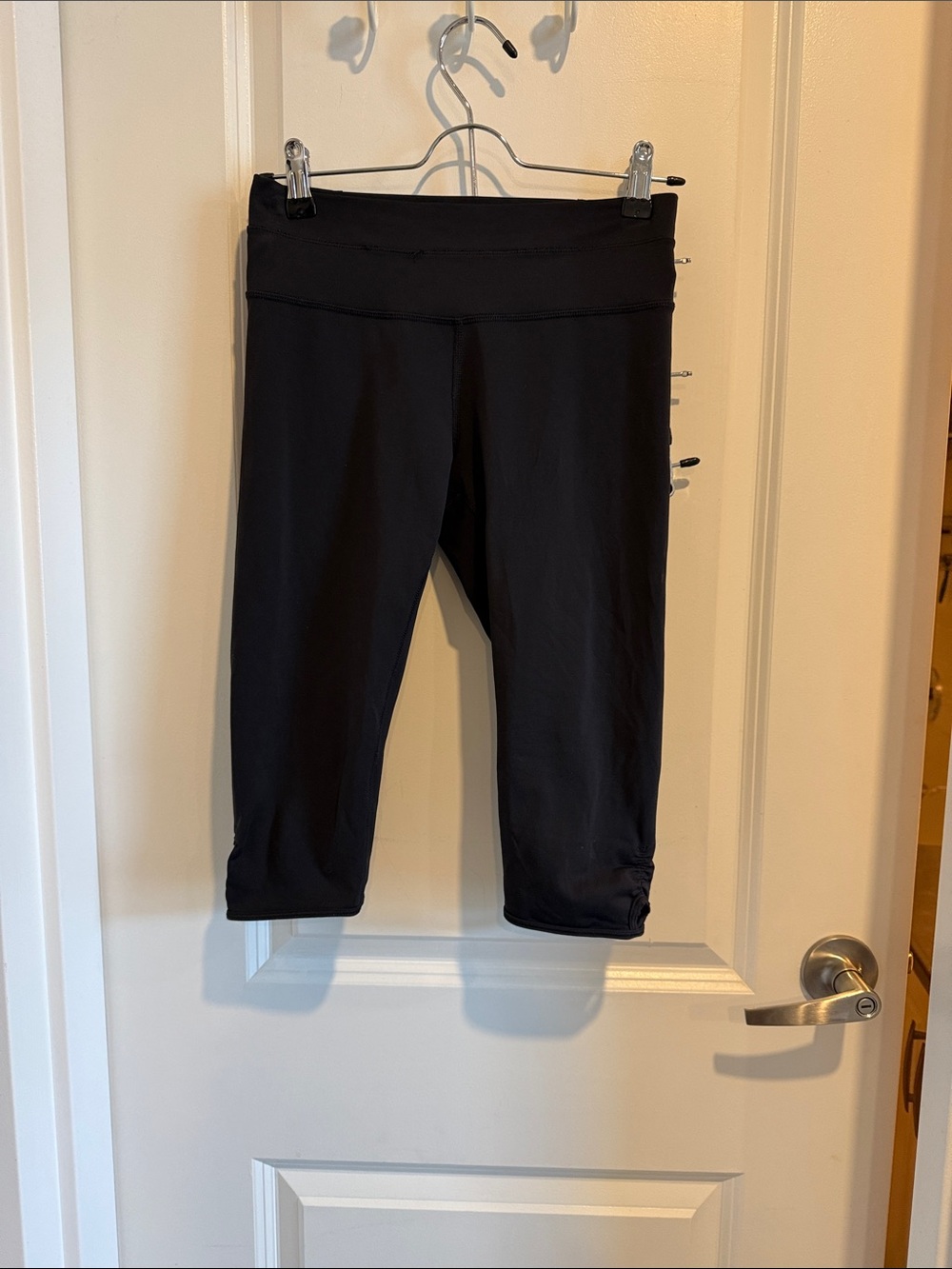 lululemon athletica Black Capri Leggings